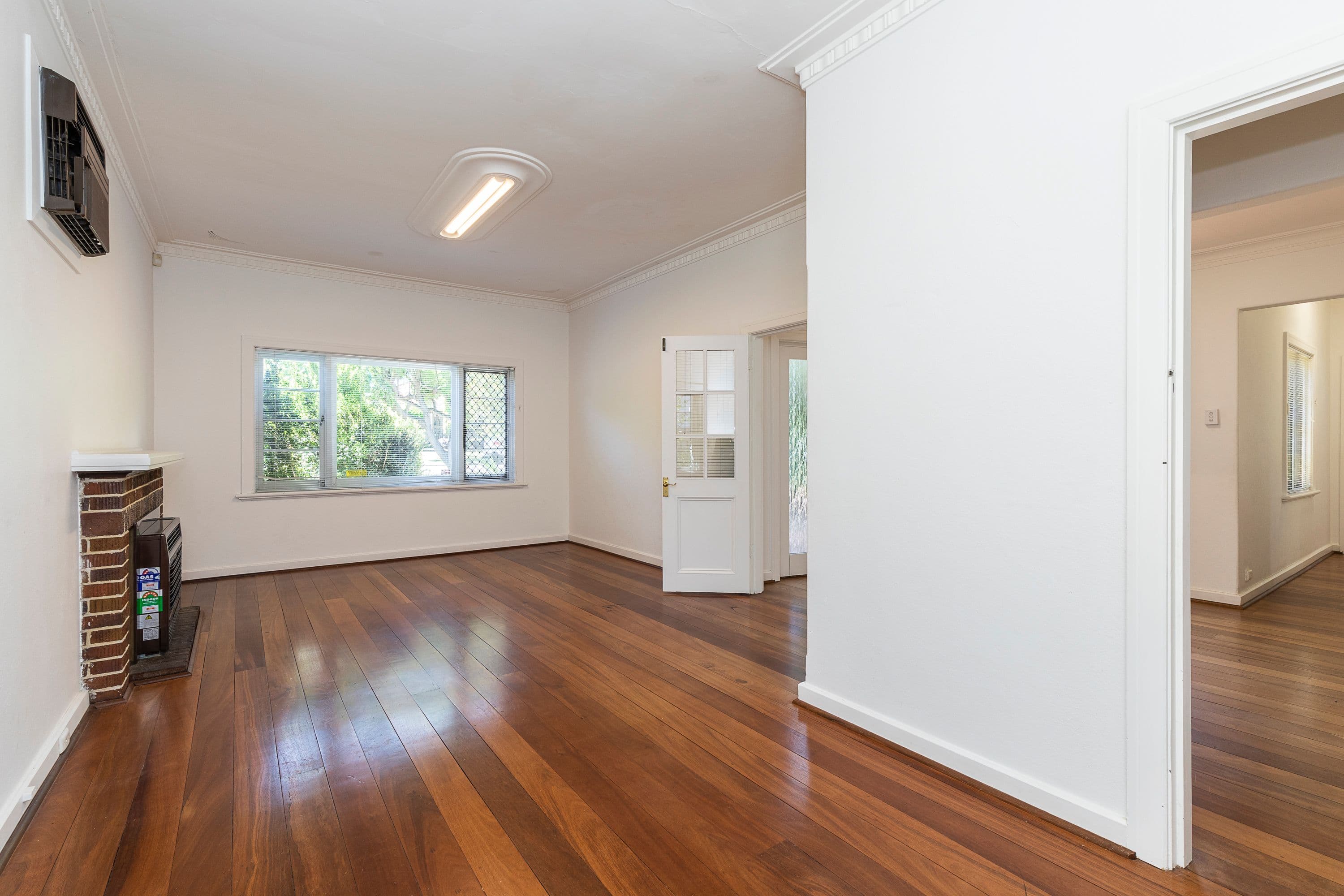 23 Milton Street, Mount Hawthorn WA 6016, Mount Hawthorn - Thumbnail 4
