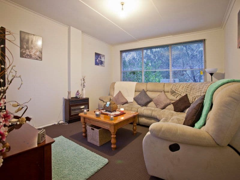 27 Nodding Avenue, FRANKSTON NORTH VIC 3200, Frankston North - Thumbnail 2