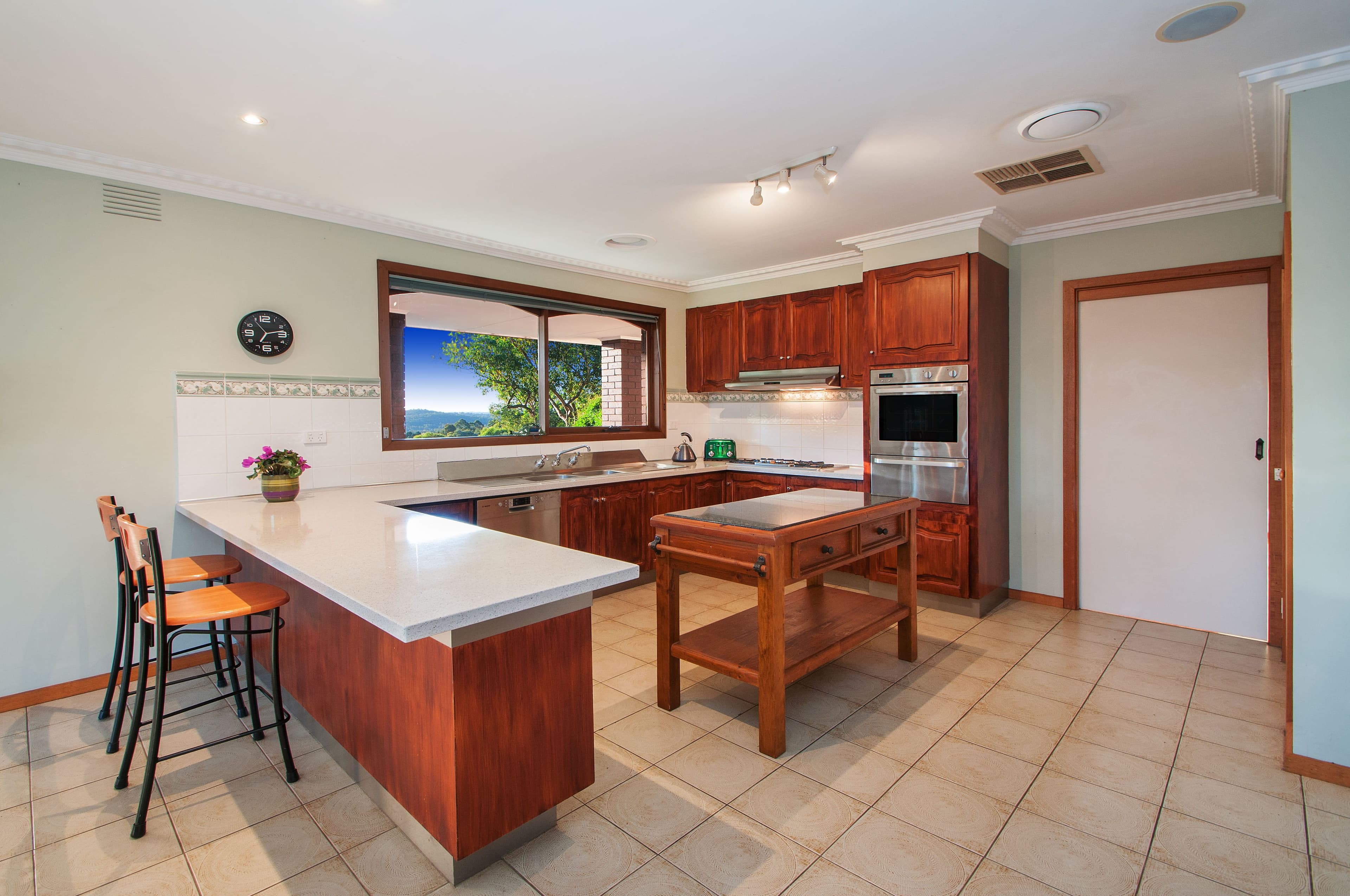 2 Meridian Court, Mooroolbark VIC 3138, Mooroolbark - Thumbnail 3