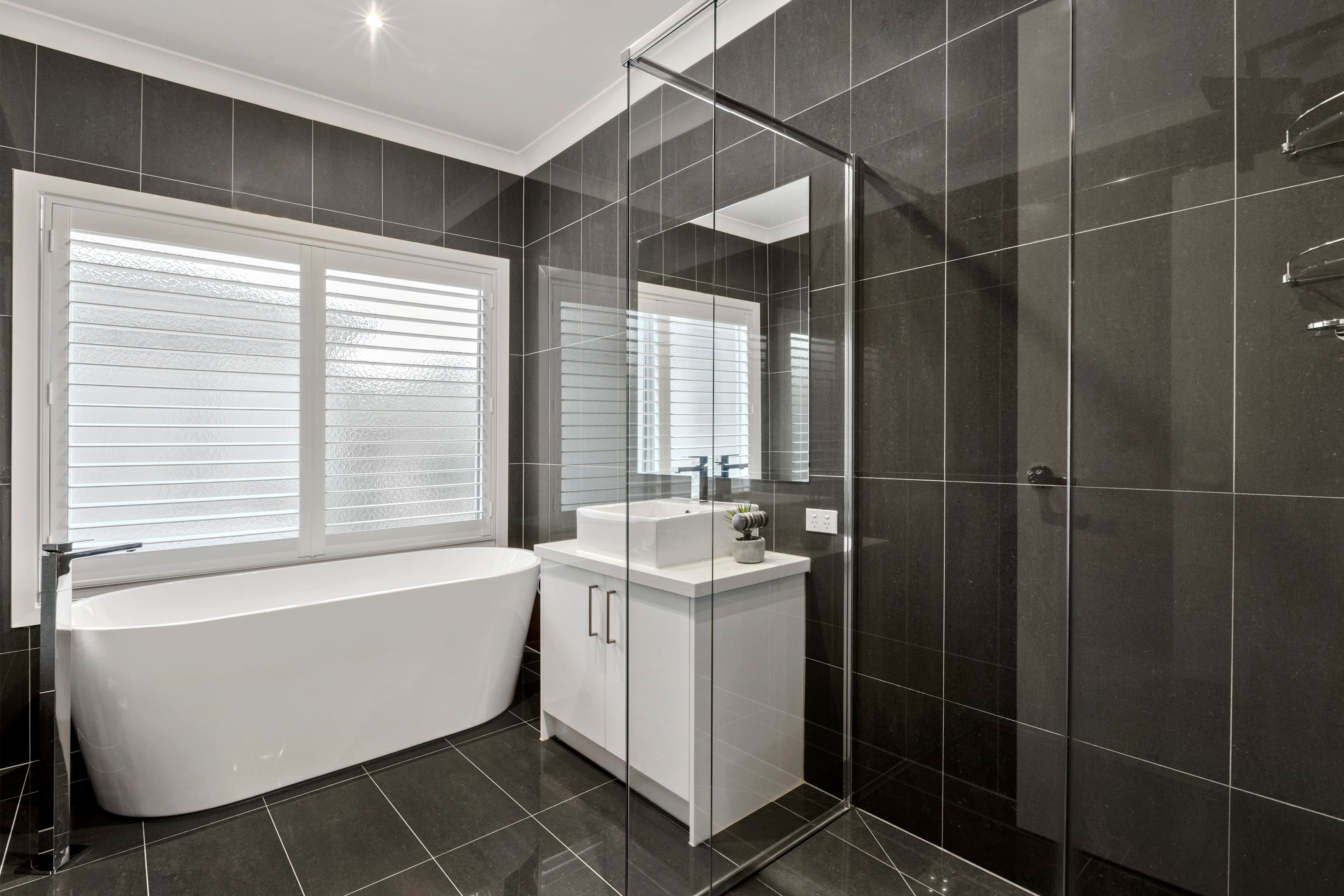 17 Outhwaite Avenue, Doncaster VIC 3108, Doncaster - Thumbnail 6