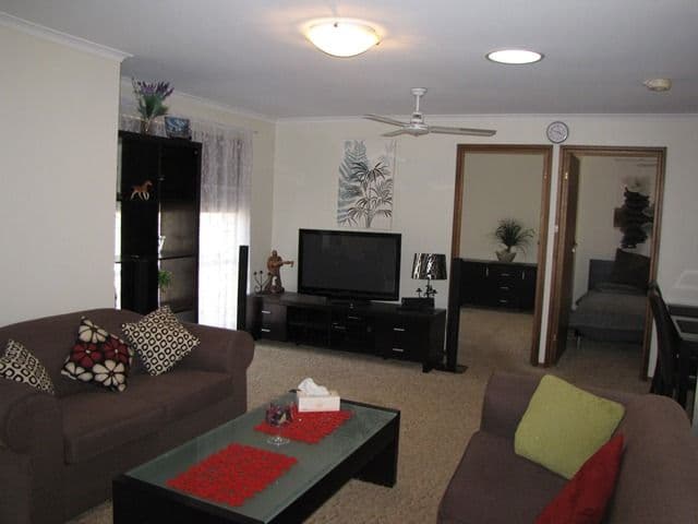 1A Trenaman Crescent, Berri SA 5343, Berri - Thumbnail 3