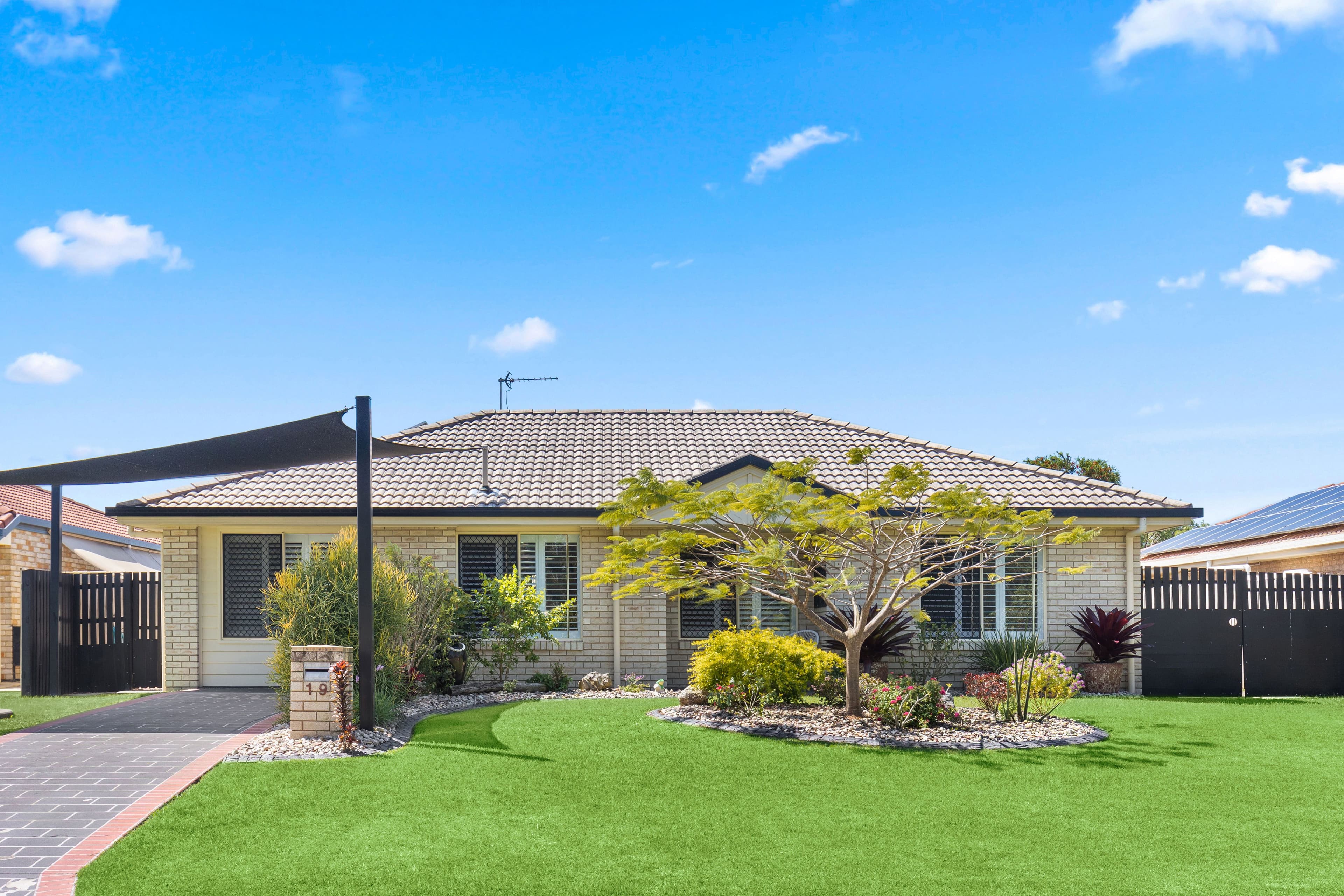 19 Bunya Court, Eli Waters QLD 4655, Eli Waters - Thumbnail 3