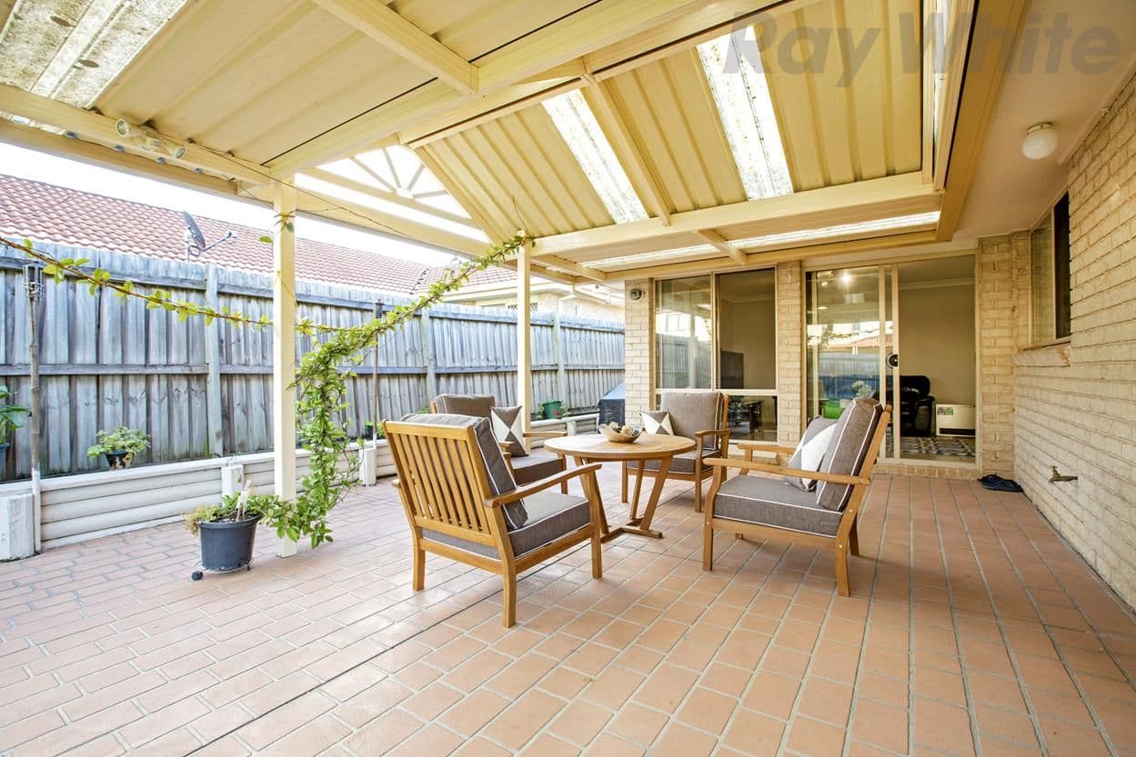 6 Lupton Place, Horningsea Park - Image 1