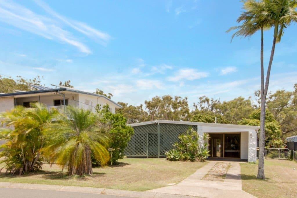 18 Amaroo Street, Boyne Island QLD 4680, Boyne Island - Thumbnail 2