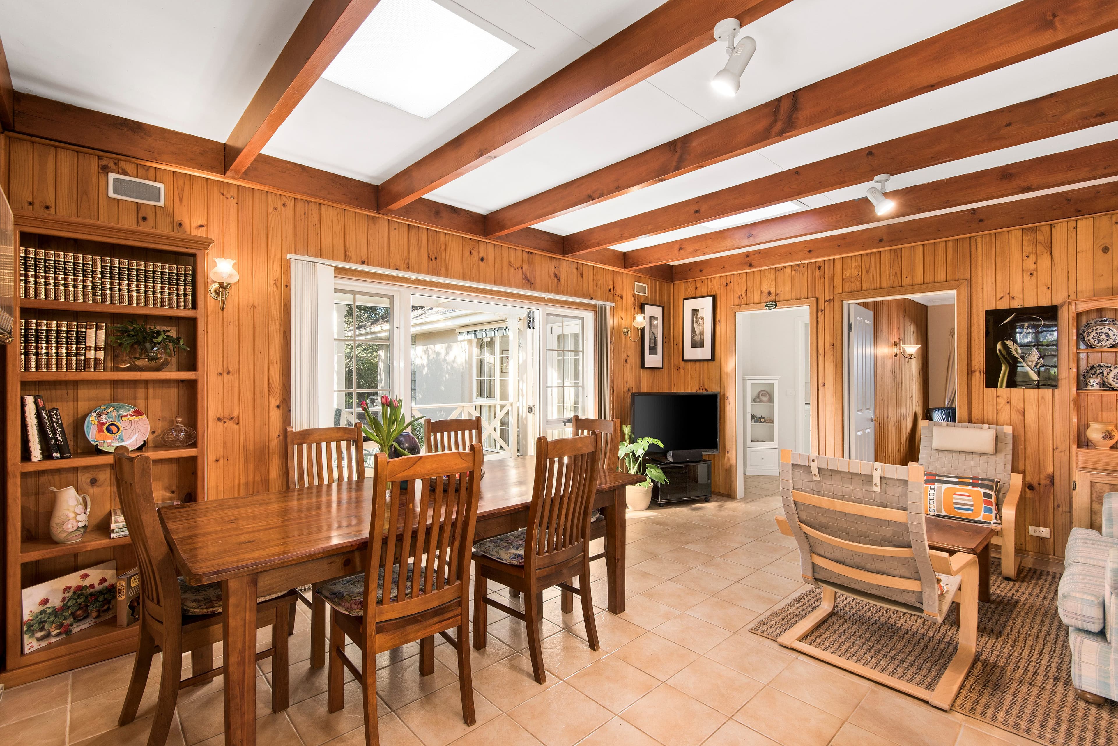 5 Lynette Street, Nunawading VIC 3131, Nunawading - Thumbnail 4