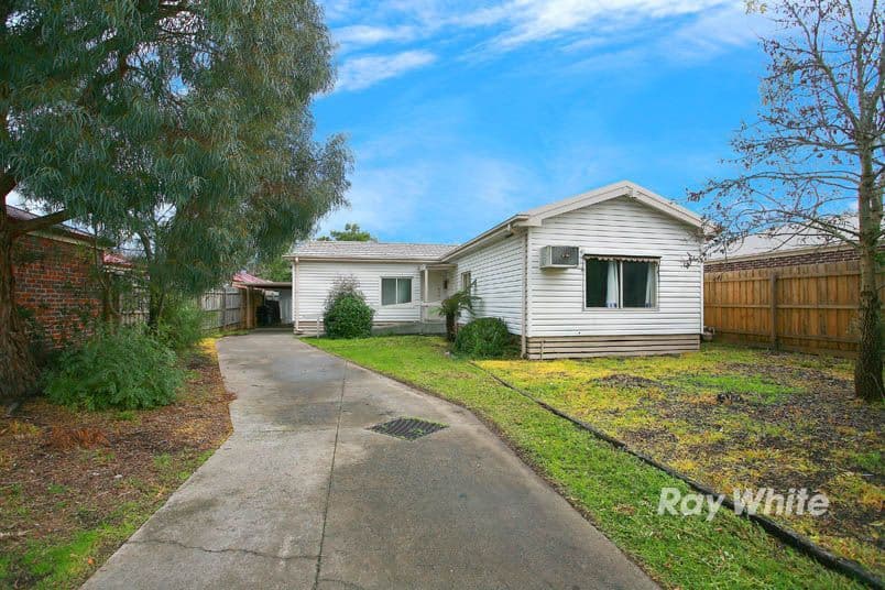 19 Henry Street, PAKENHAM VIC 3810, Pakenham - Image 1