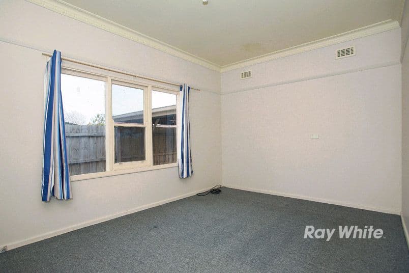 19 Henry Street, PAKENHAM VIC 3810, Pakenham - Thumbnail 6