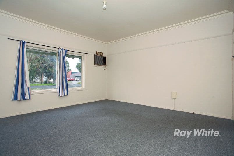 19 Henry Street, PAKENHAM VIC 3810, Pakenham - Thumbnail 8