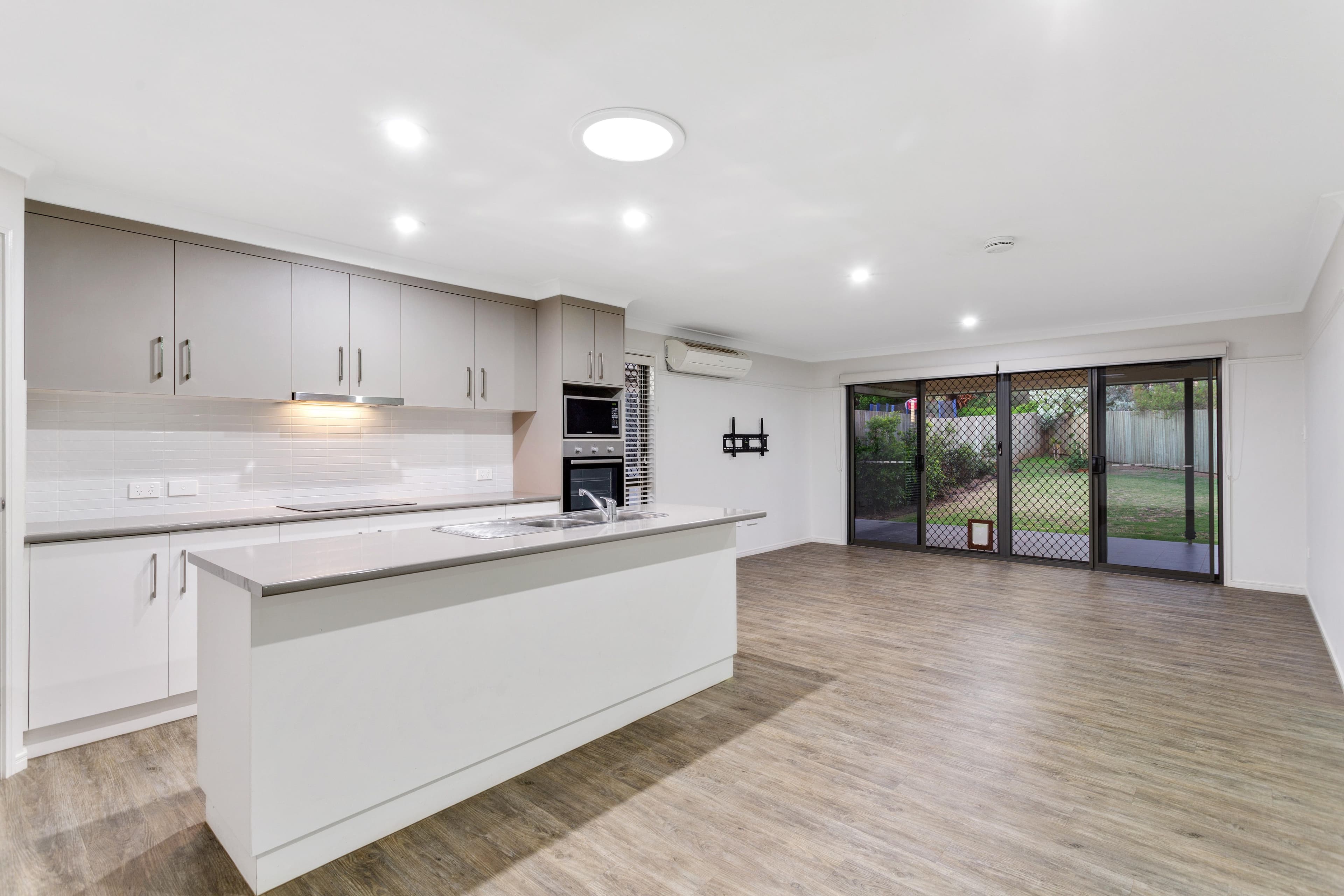 13A Jacaranda Court, Westbrook QLD 4350, Westbrook - Thumbnail 3