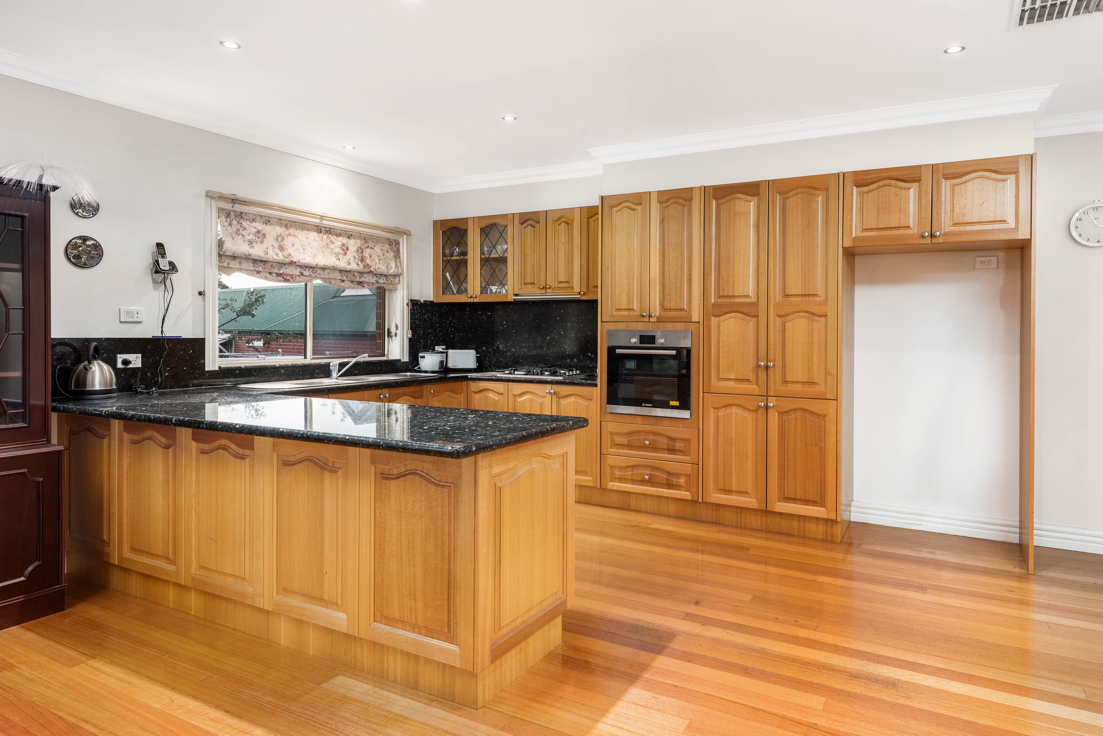 19 Samuel Court, Bundoora VIC 3083, Bundoora - Thumbnail 3