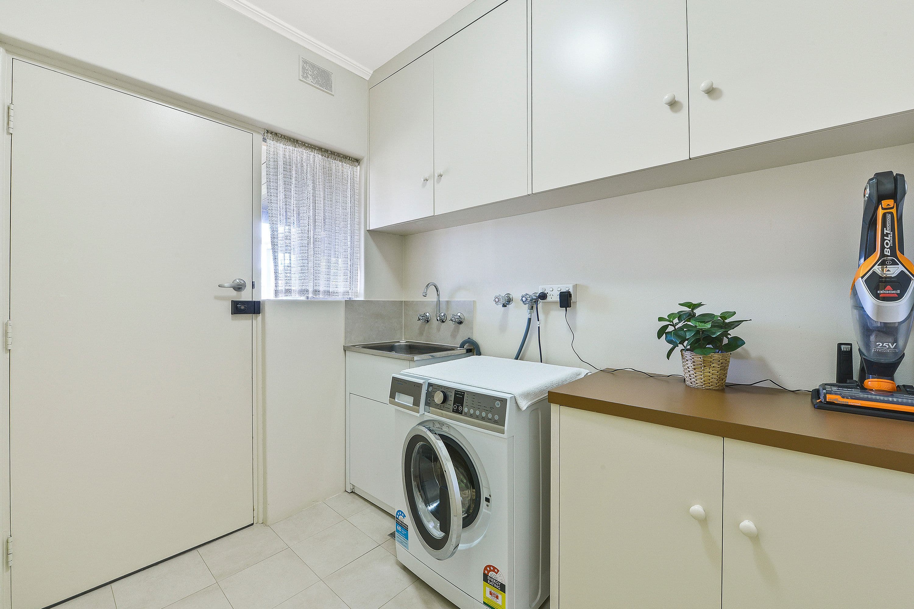 12 Doncaster Avenue, Valley View SA 5093, Valley View - Thumbnail 8