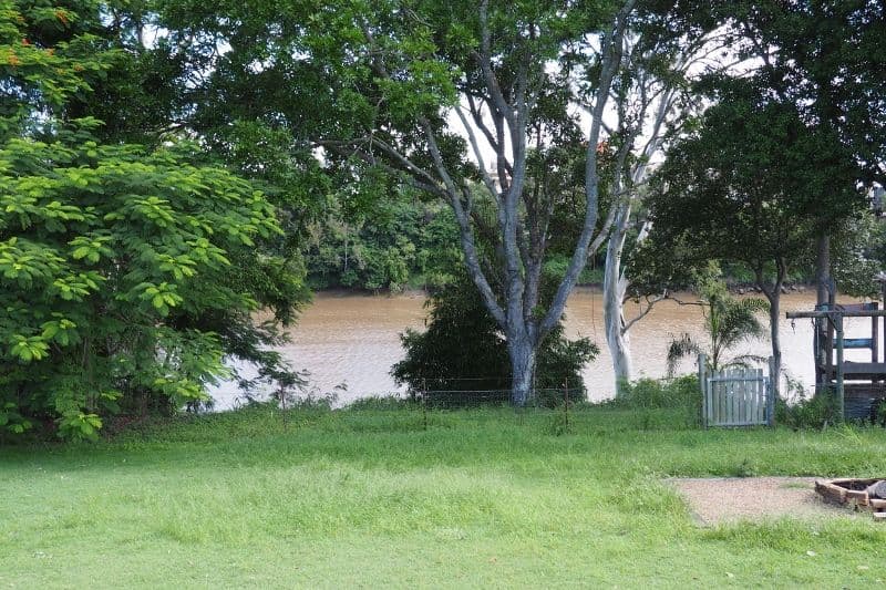 13 Puller Street, Granville QLD 4650, Granville - Thumbnail 2