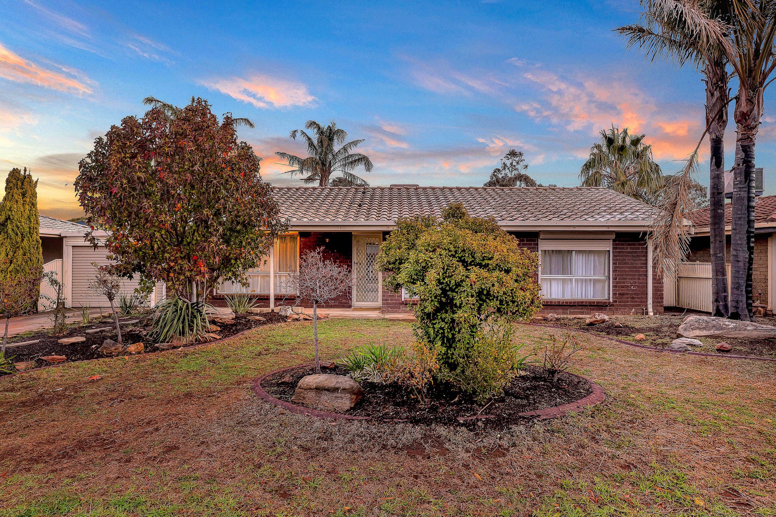 26 Carabeen Crescent, Andrews Farm SA 5114, Andrews Farm - Thumbnail 2