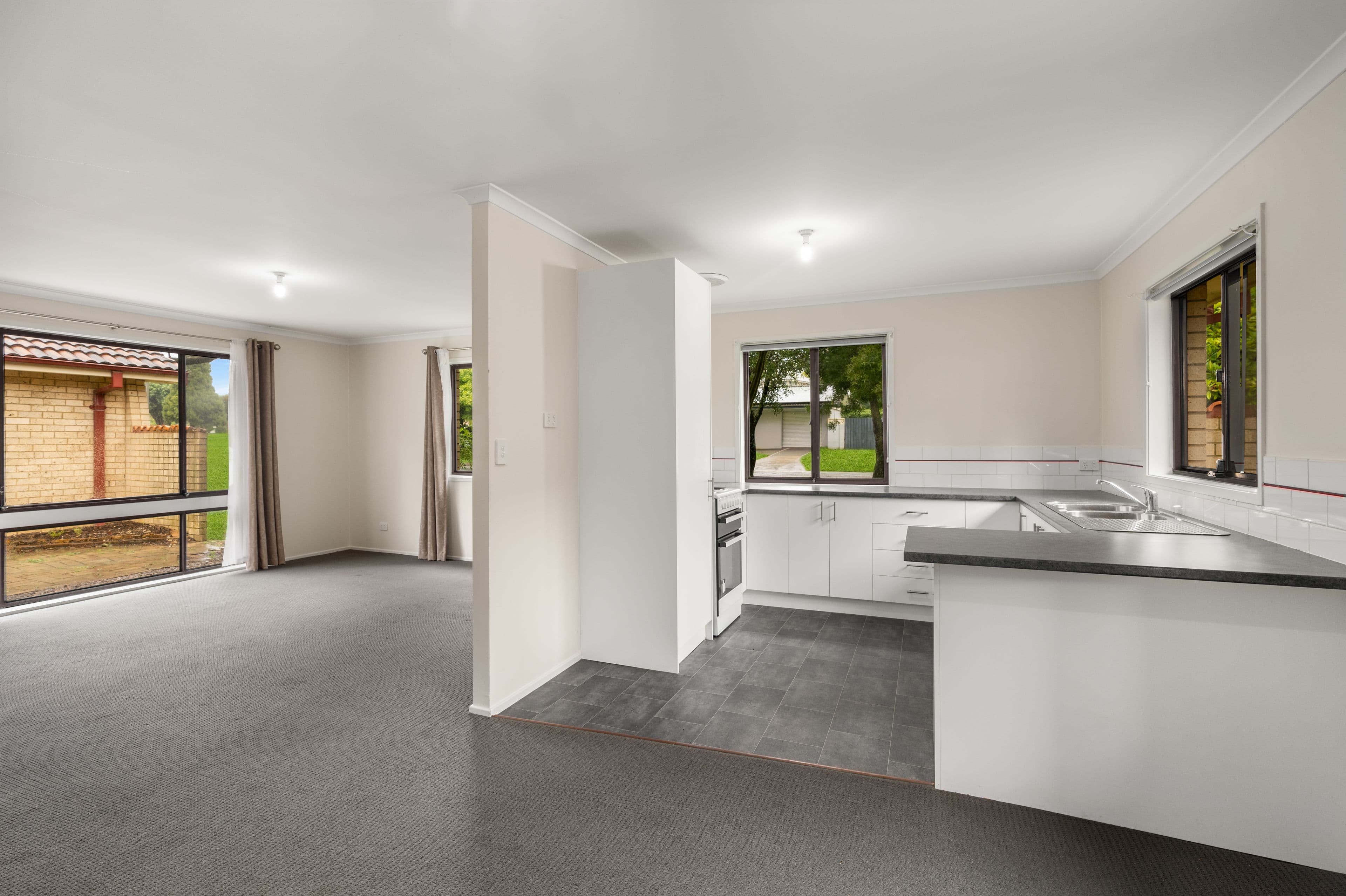 5 Merrett Drive, Moss Vale NSW 2577, Moss Vale - Thumbnail 3