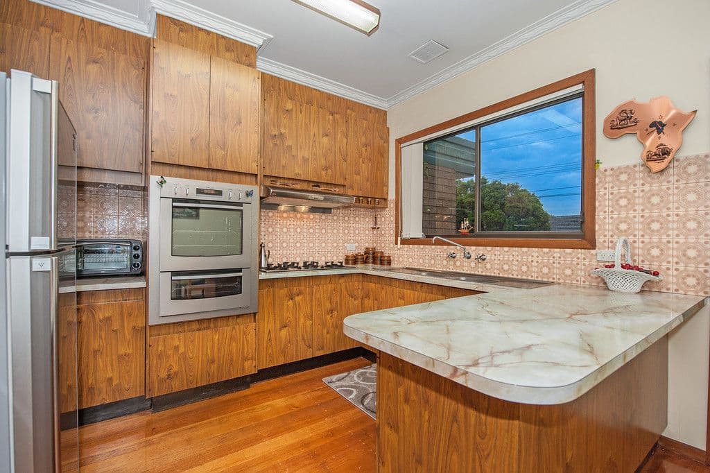 30 Massey Avenue, Reservoir VIC 3073, Reservoir - Thumbnail 7