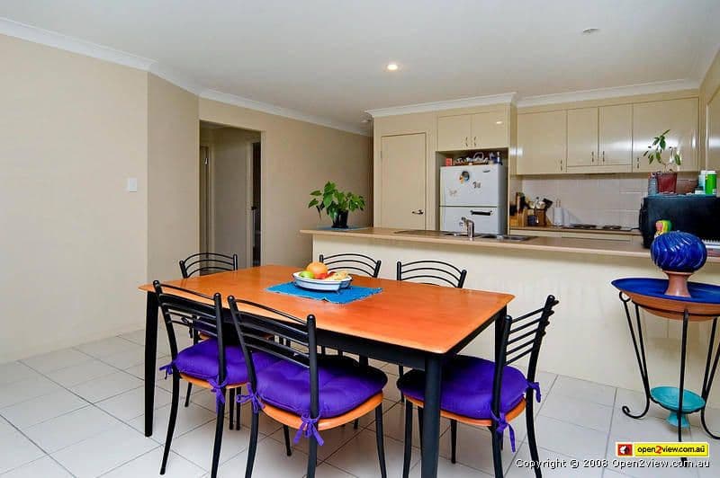 28 Witheren Circuit, PACIFIC PINES QLD 4211, Pacific Pines - Thumbnail 3