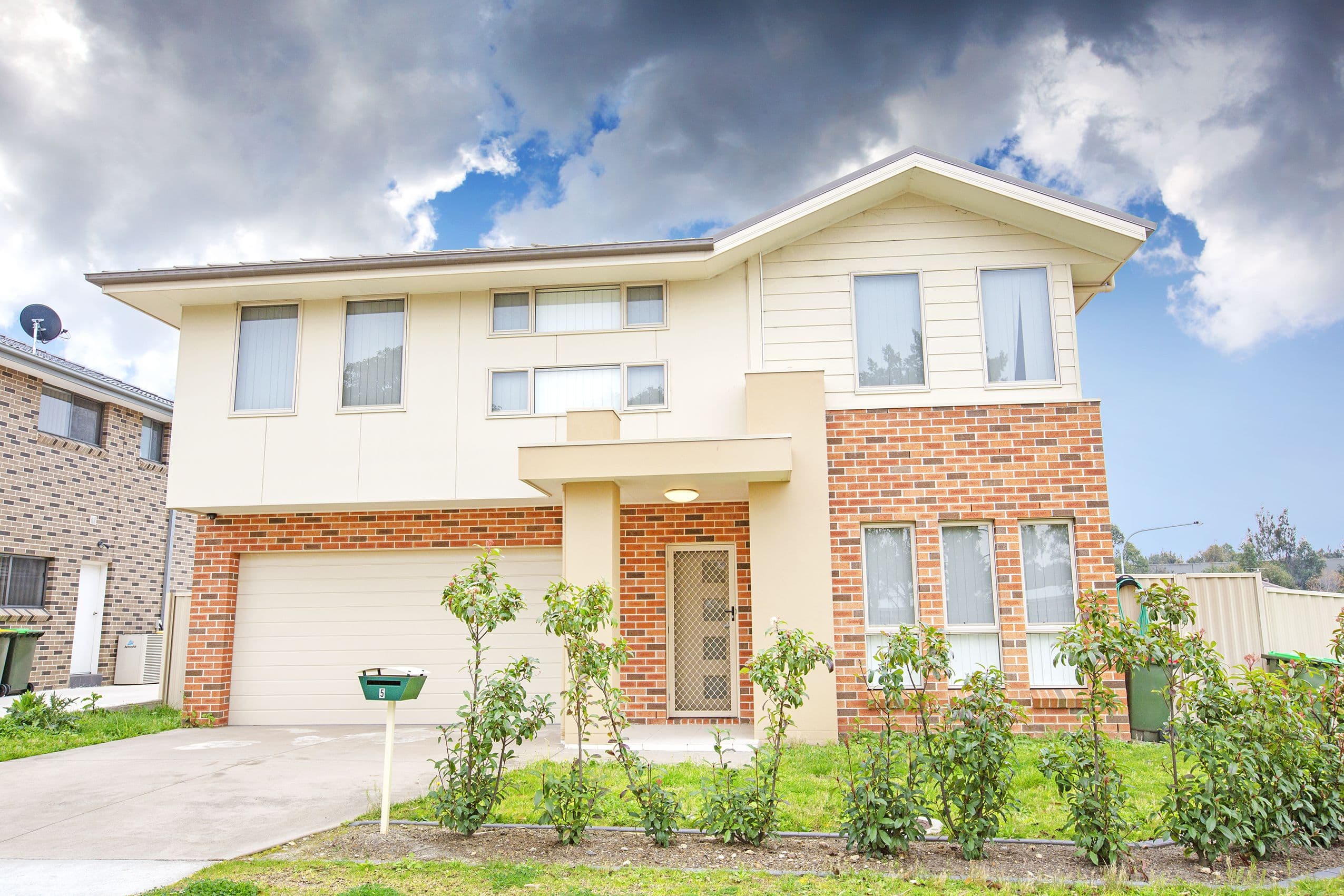 5 Leeton Road, Hinchinbrook - Image 1