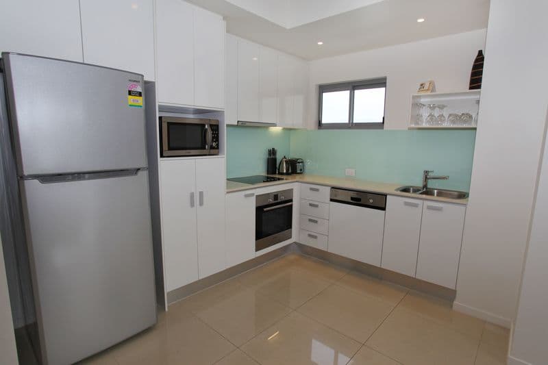  79 First Avenue, MOOLOOLABA QLD 4557, Mooloolaba - Thumbnail 4