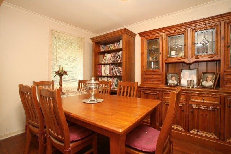 190 James Cook Drive, ENDEAVOUR HILLS VIC 3802, Endeavour Hills - Thumbnail 3