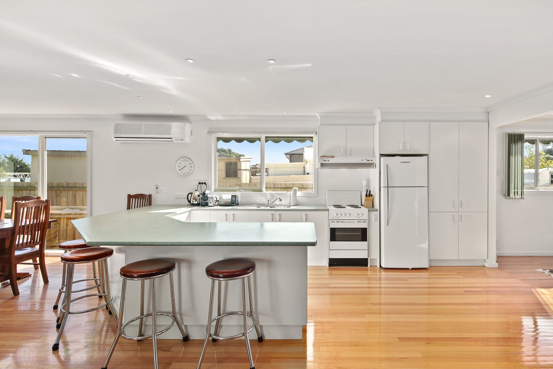 22 Grandview Grove, Cowes VIC 3922, Cowes - Thumbnail 5
