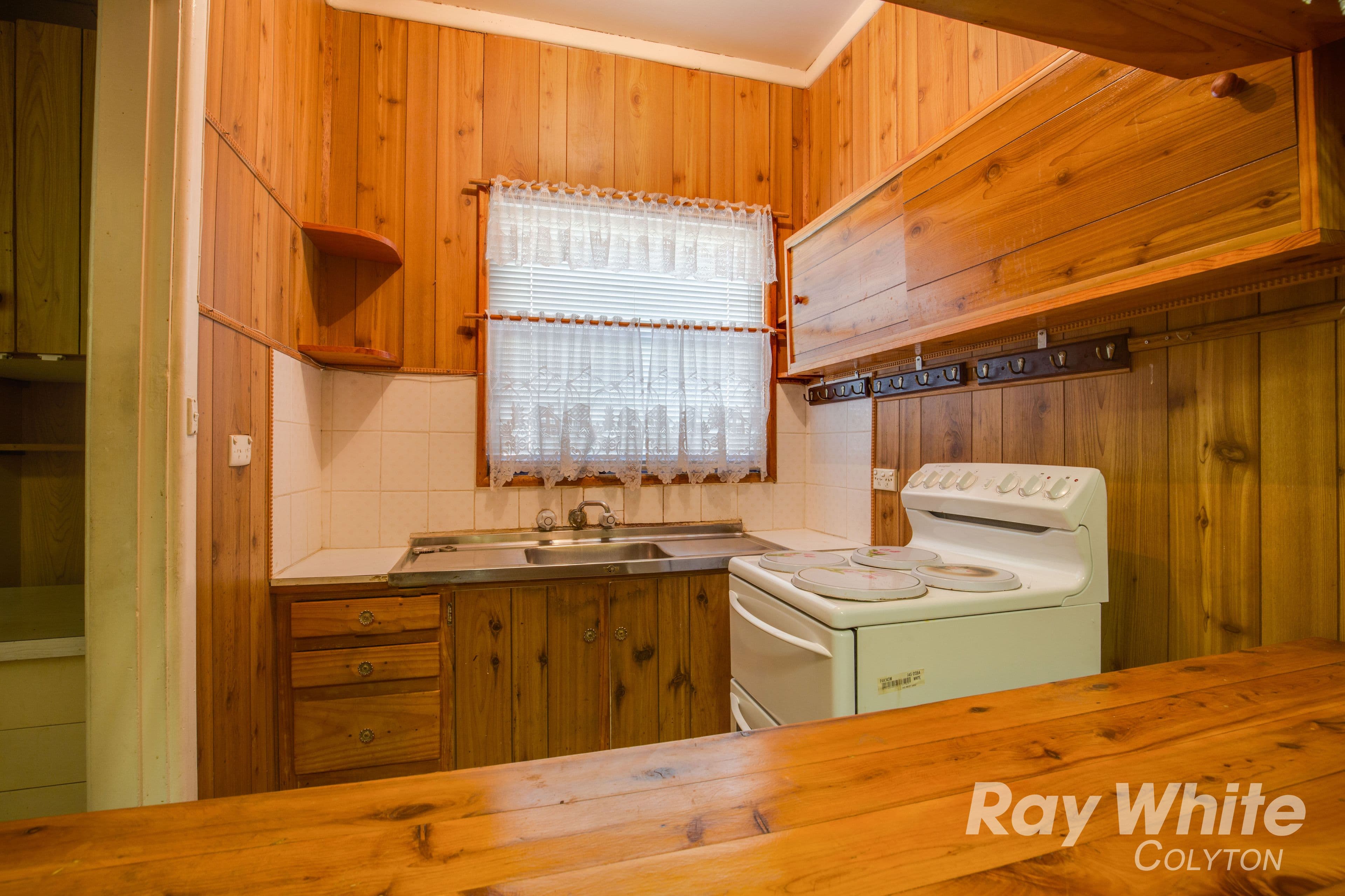 84 Carpenter Street, Colyton - Thumbnail 4
