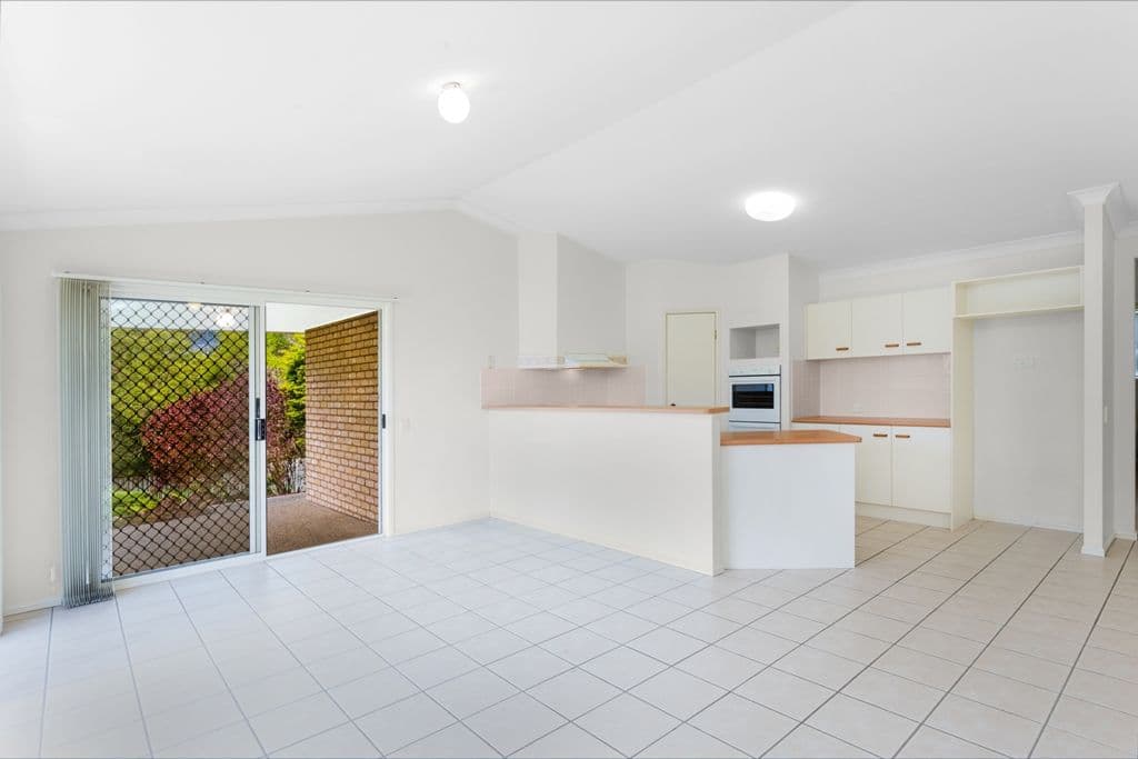 22 Hawkes Avenue, Arana Hills QLD 4054, Arana Hills - Thumbnail 6