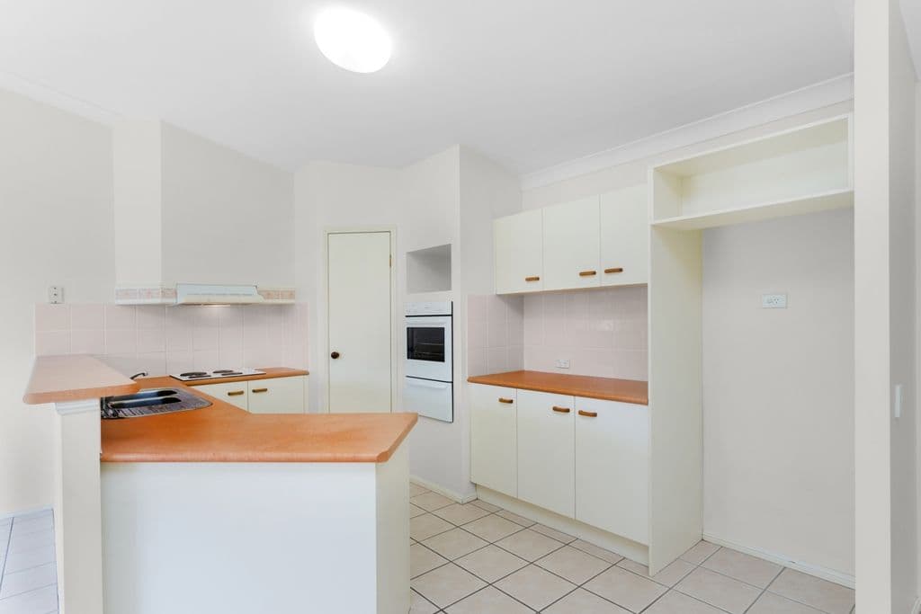 22 Hawkes Avenue, Arana Hills QLD 4054, Arana Hills - Thumbnail 7