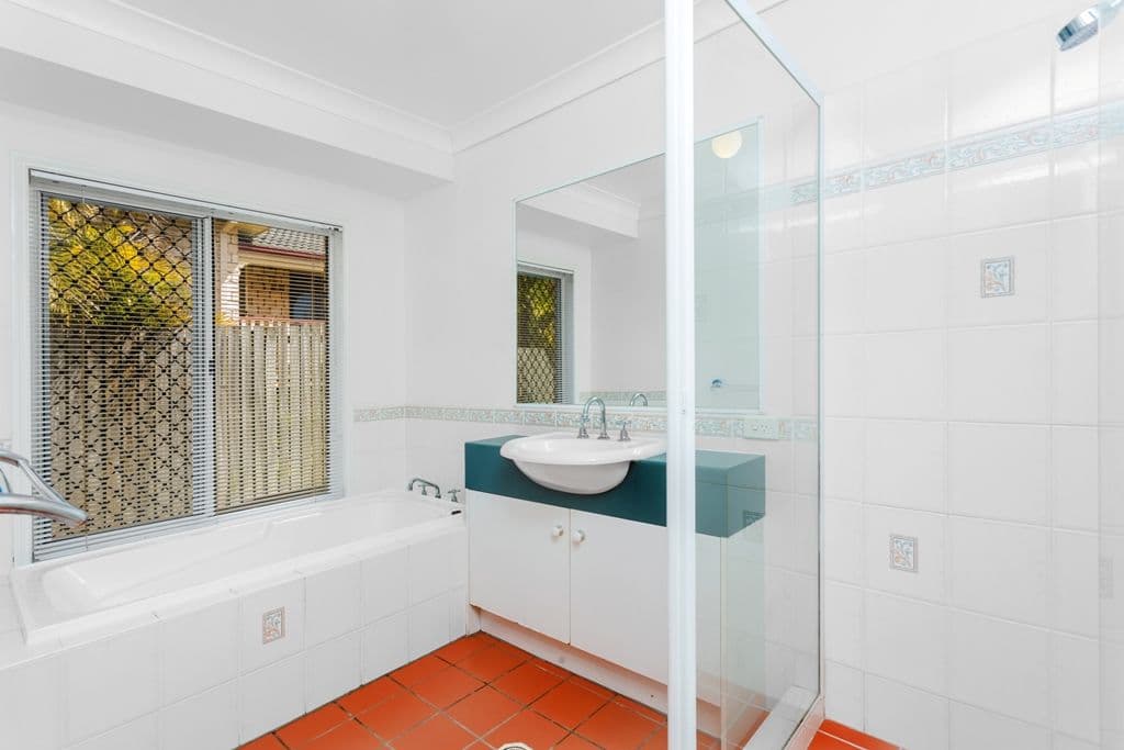 22 Hawkes Avenue, Arana Hills QLD 4054, Arana Hills - Thumbnail 8