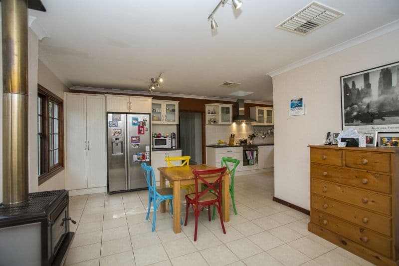 6 College Road, Gooseberry Hill WA 6076, Gooseberry Hill - Thumbnail 6