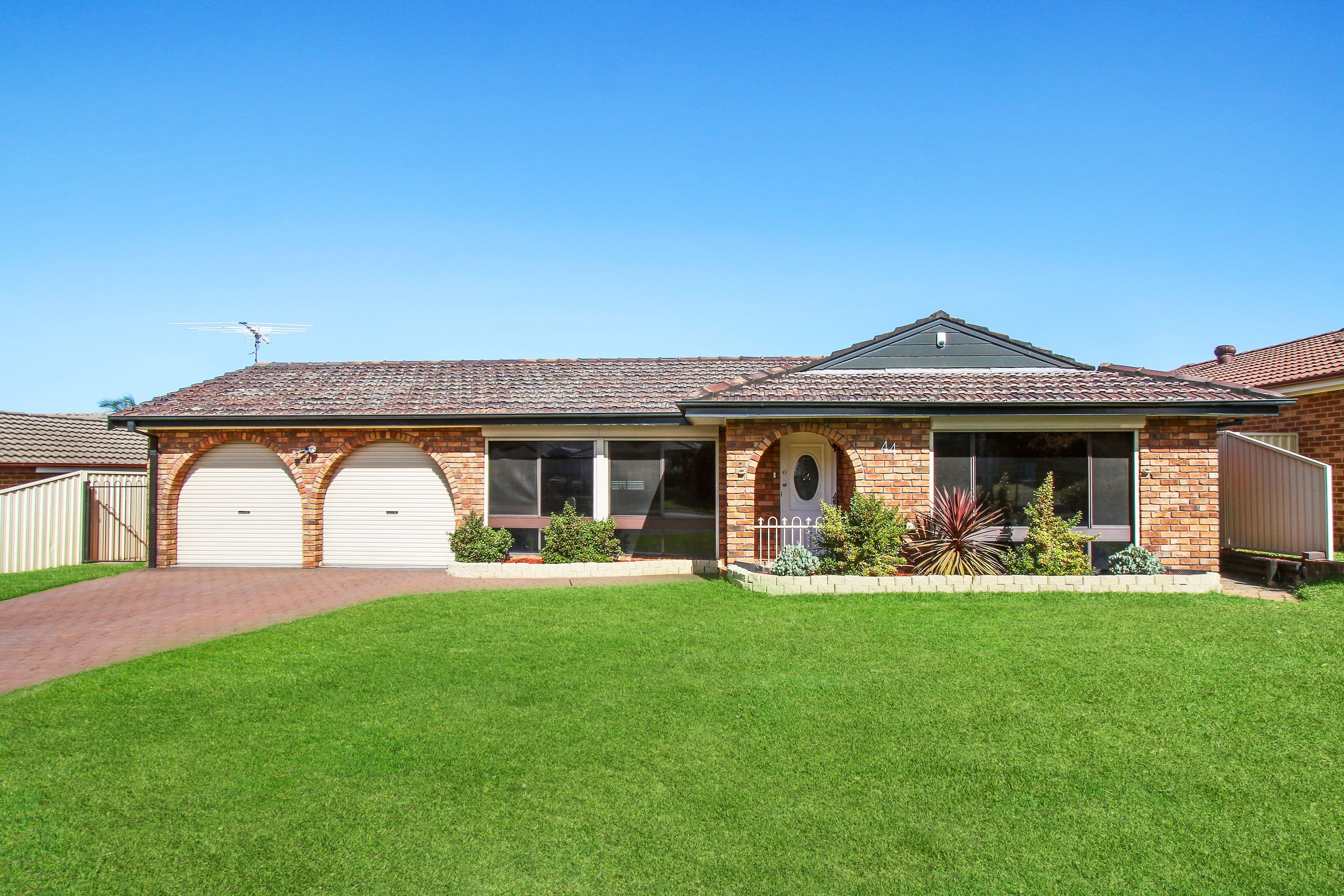 44 Glen Elgin Crescent, Edensor Park - Image 1