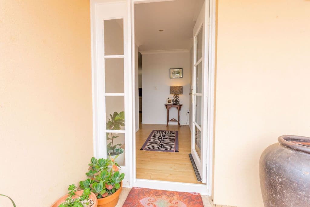 32 Quinn Street, Emerald QLD 4720, Emerald - Thumbnail 4