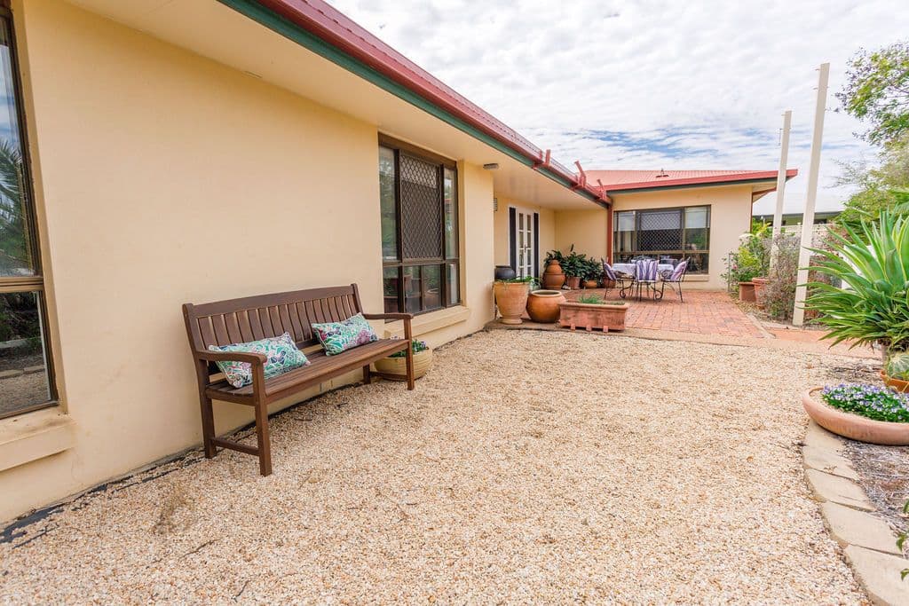 32 Quinn Street, Emerald QLD 4720, Emerald - Thumbnail 5