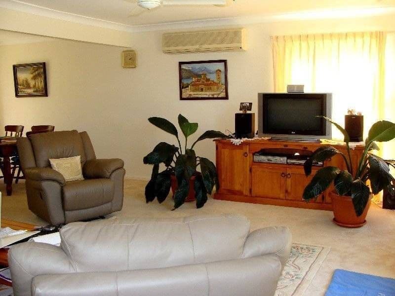 12 Brolgaglen Close, FERNY GROVE QLD 4055, Ferny Grove - Thumbnail 3