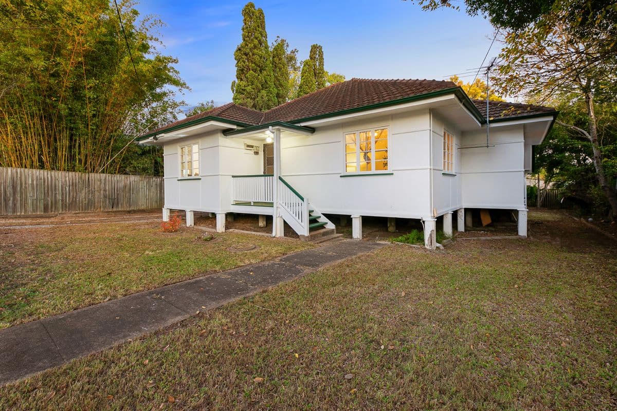 11 Bayford Street, Oxley QLD 4075, Oxley - Image 1