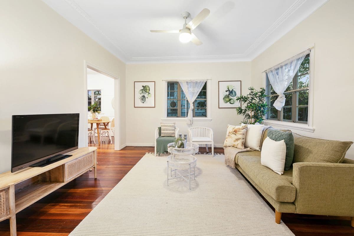 11 Bayford Street, Oxley QLD 4075, Oxley - Thumbnail 2