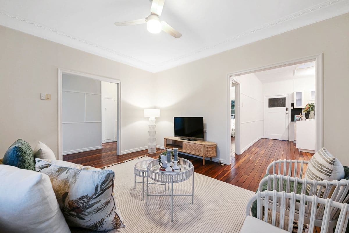 11 Bayford Street, Oxley QLD 4075, Oxley - Thumbnail 3