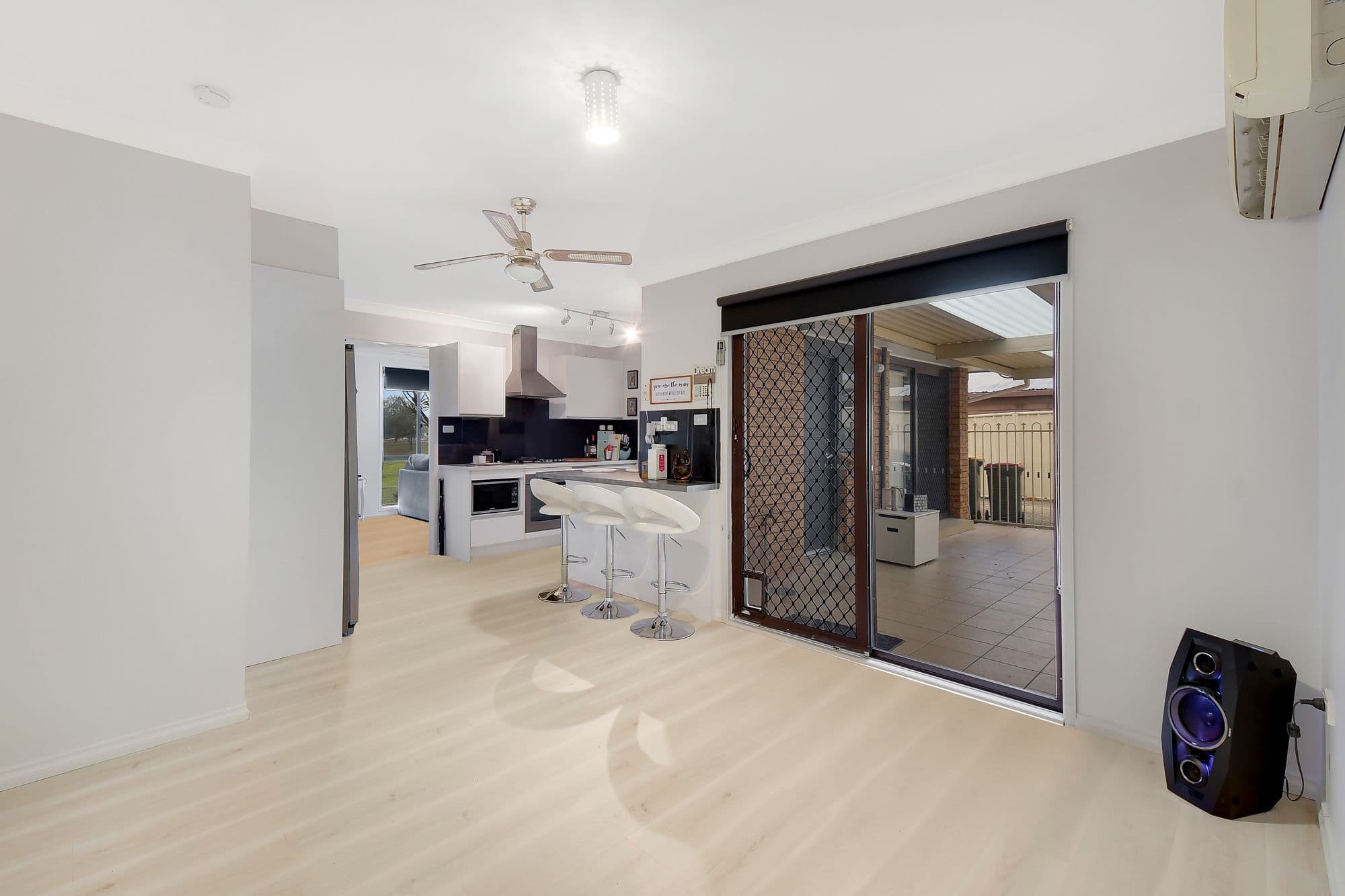 21 Woodcourt Street, Ambarvale - Thumbnail 3