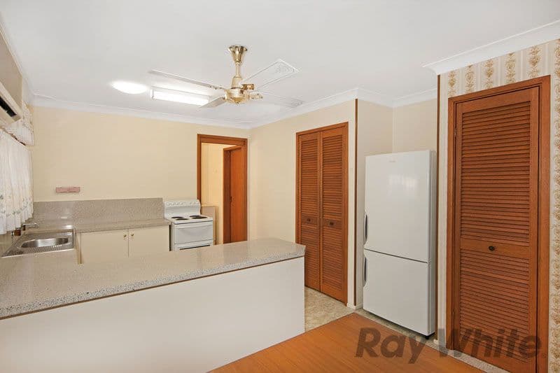 10 Moss Avenue, TOUKLEY NSW 2263, Toukley - Thumbnail 4