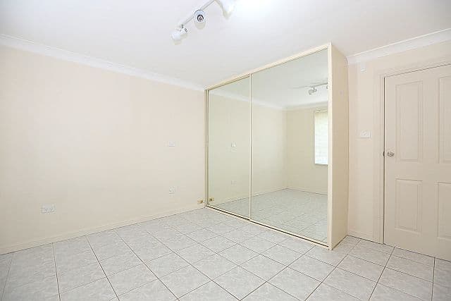 23 Sturt Avenue, GEORGES HALL NSW 2198, Georges Hall - Thumbnail 6