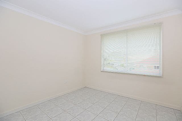 23 Sturt Avenue, GEORGES HALL NSW 2198, Georges Hall - Thumbnail 8