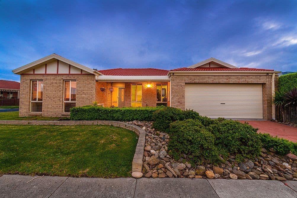 25 Stonehaven Avenue, Cranbourne VIC 3977, Cranbourne - Thumbnail 4