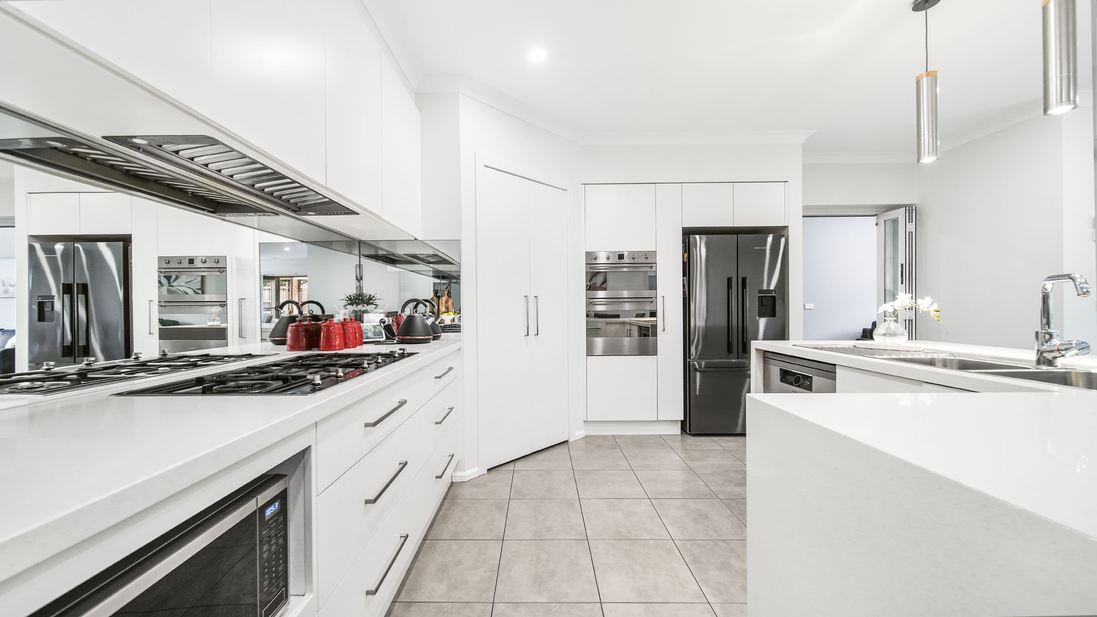 8 Lauradan Avenue, Berwick VIC 3806, Berwick - Thumbnail 5