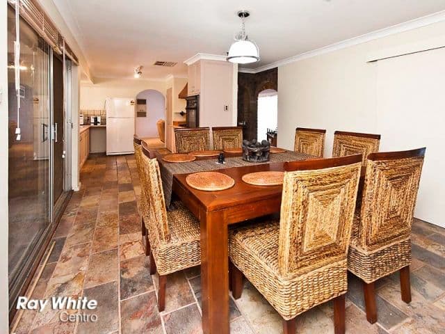 31 Edgewater Drive, EDGEWATER WA 6027, Edgewater - Thumbnail 4