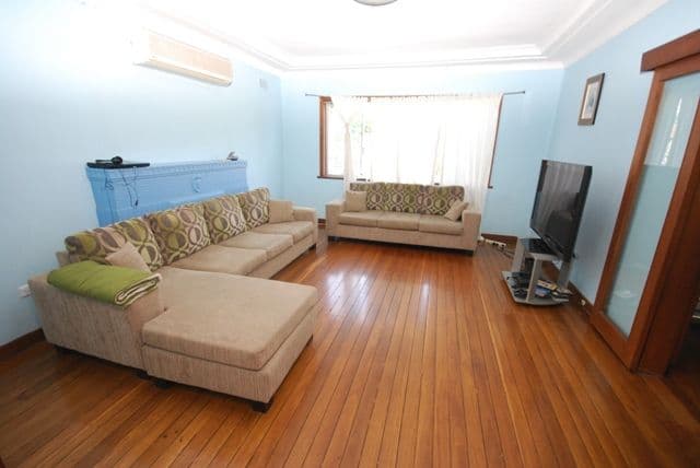 9 Styles Place, MERRYLANDS NSW 2160, Merrylands - Thumbnail 2
