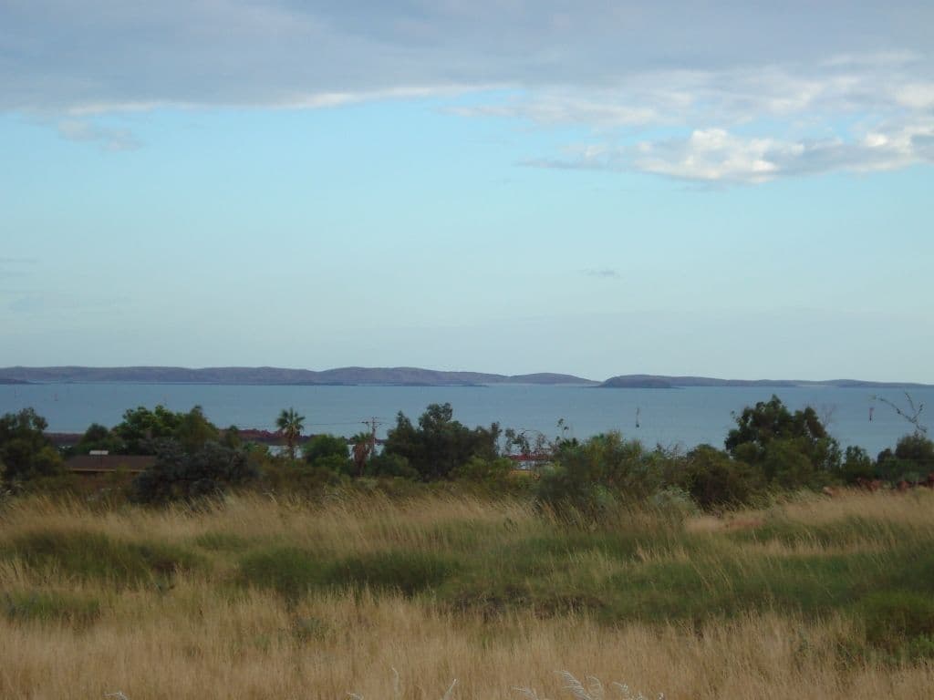 11 Patterson Crescent, Dampier WA 6713, Dampier - Thumbnail 4