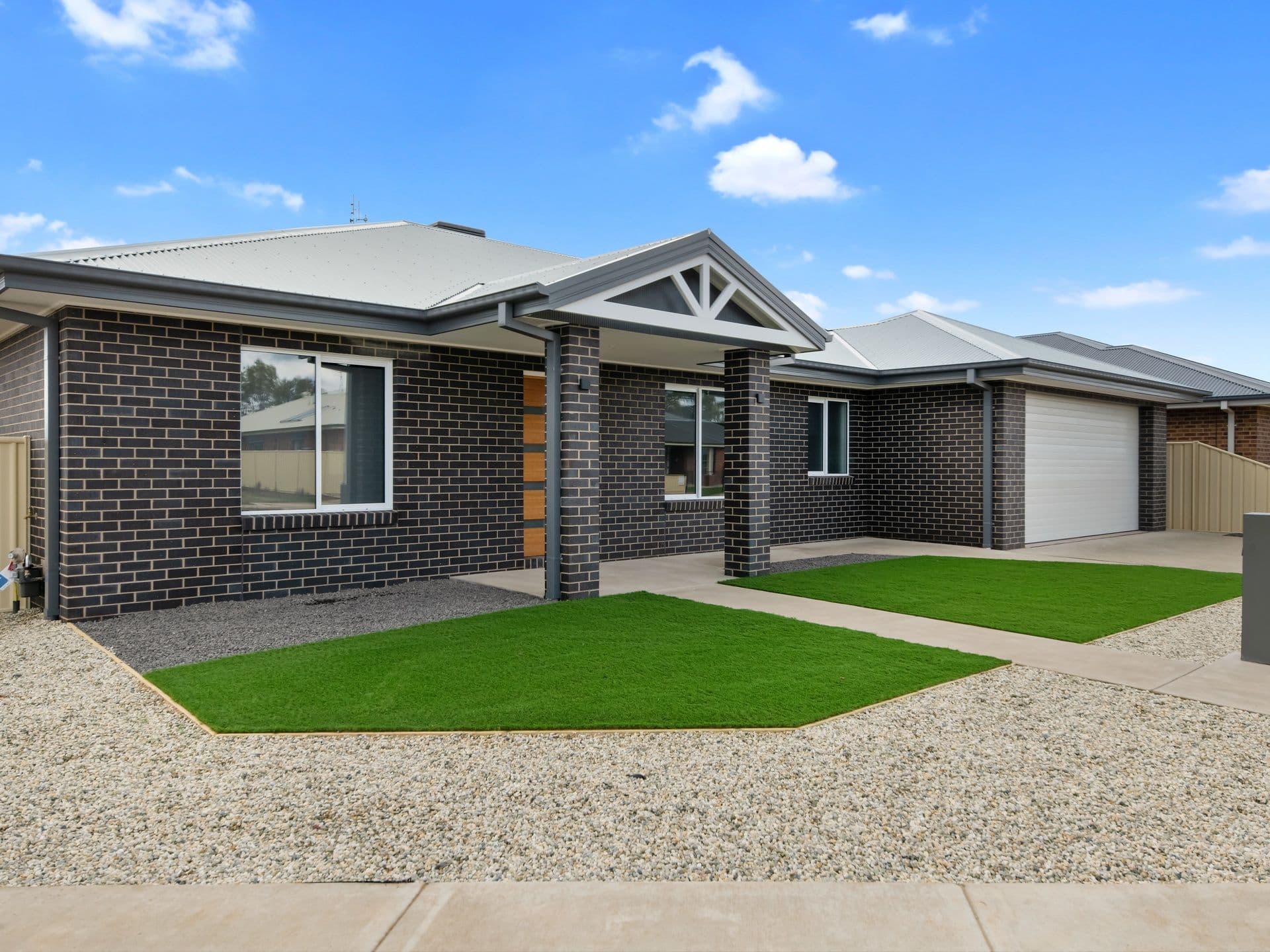 27 Weary Dunlop Drive, Benalla VIC 3672, Benalla - Image 1