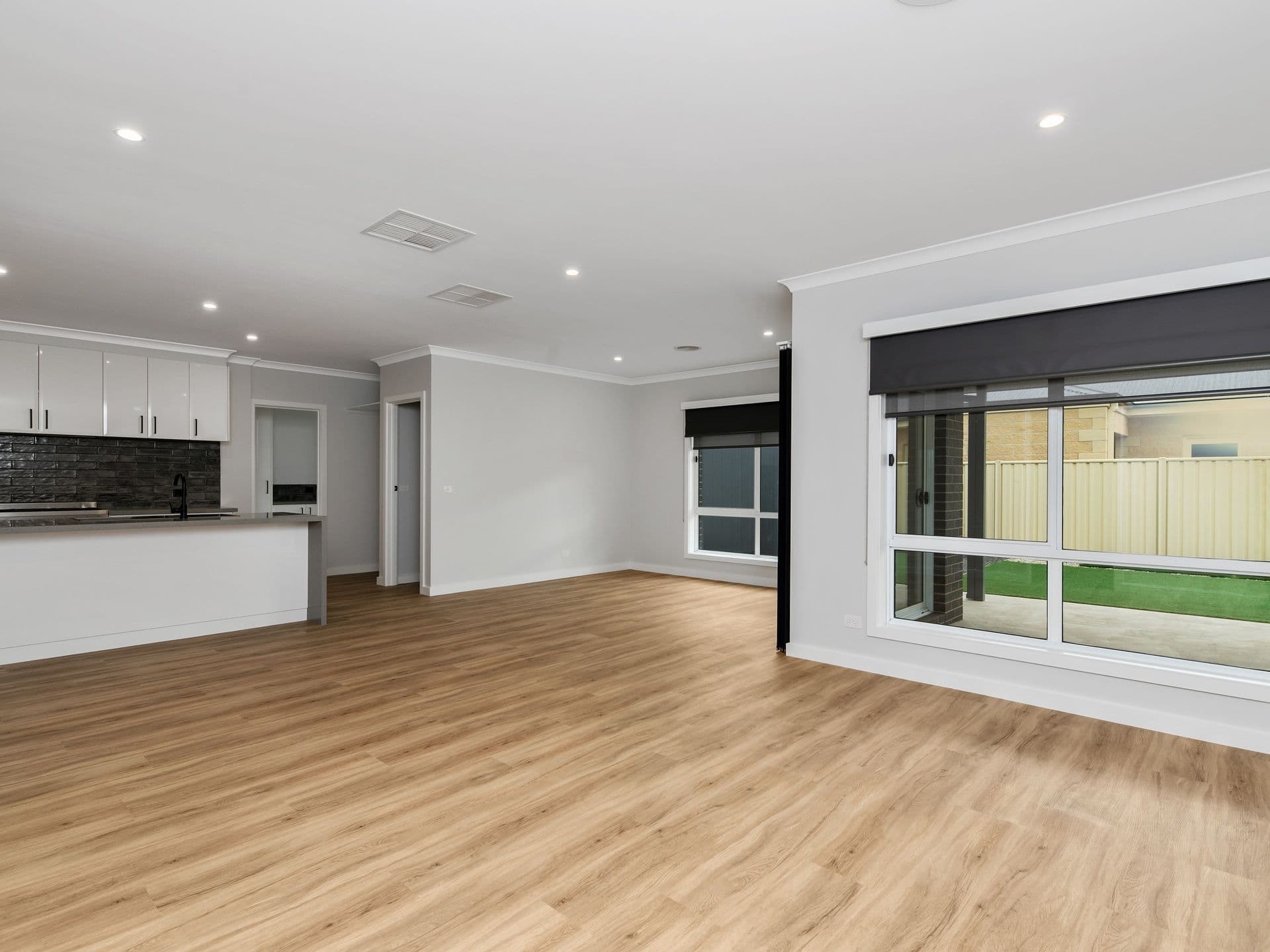 27 Weary Dunlop Drive, Benalla VIC 3672, Benalla - Thumbnail 4