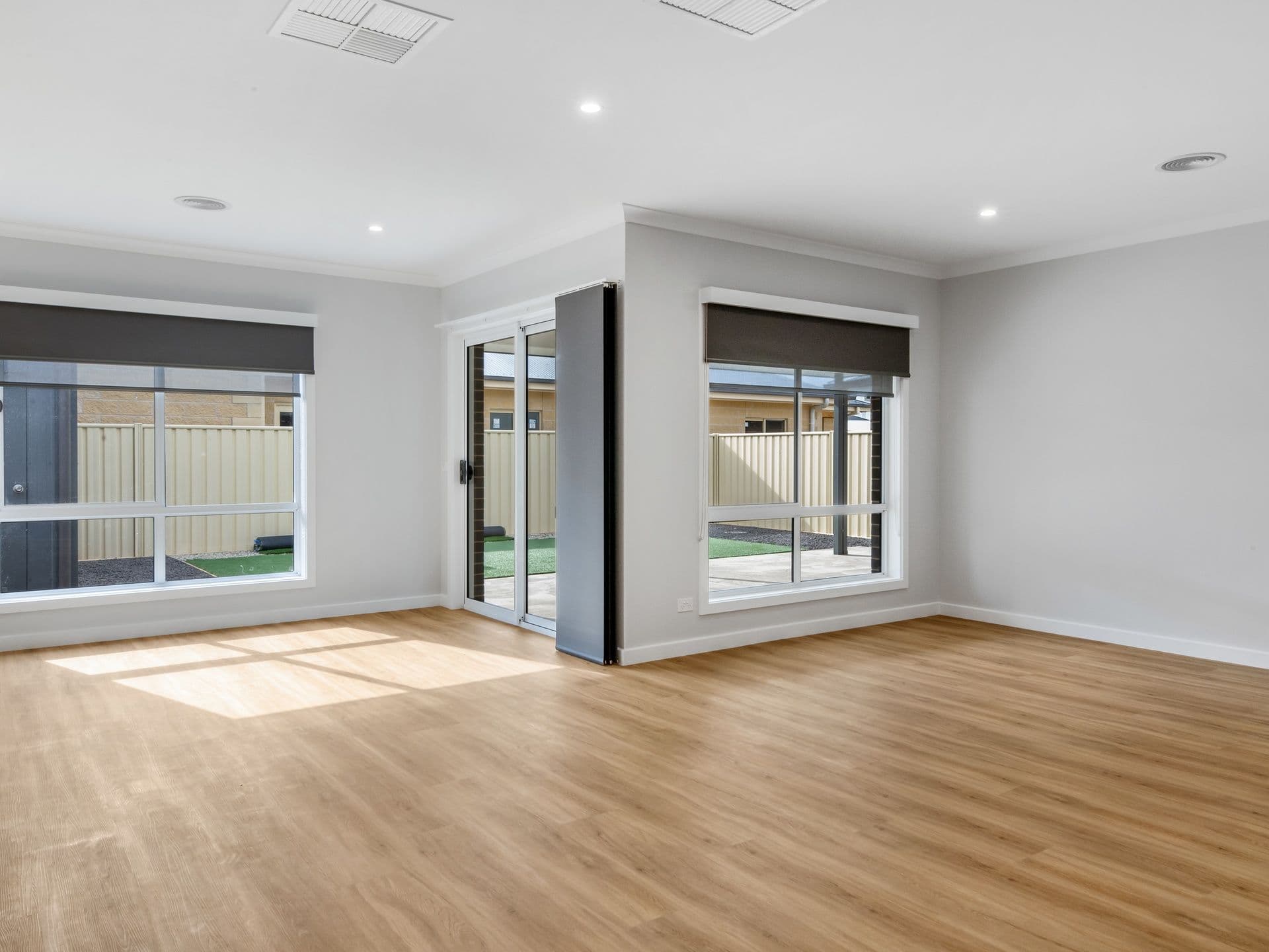 27 Weary Dunlop Drive, Benalla VIC 3672, Benalla - Thumbnail 5