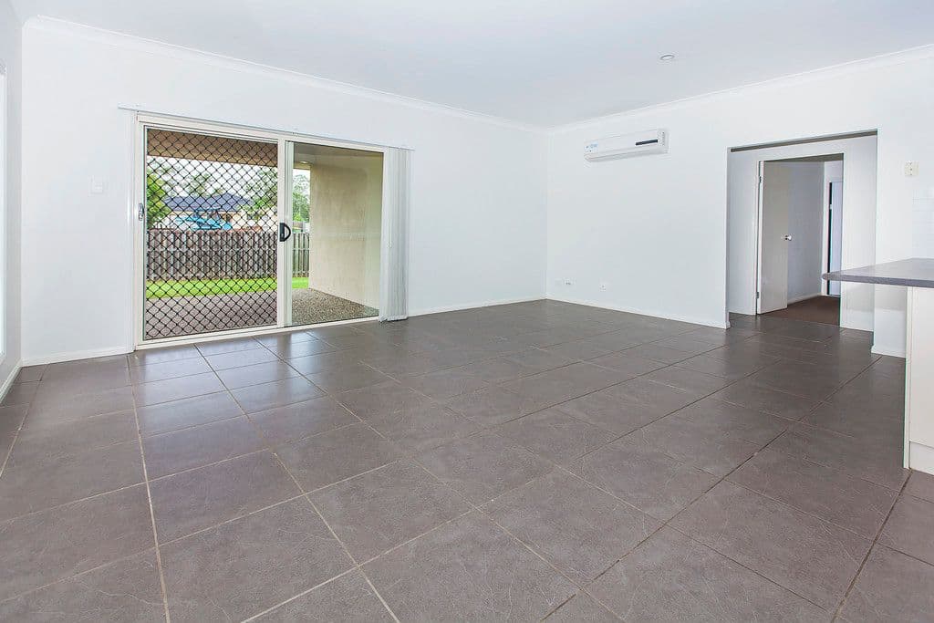 43 Quinn Close, Augustine Heights QLD 4300, Augustine Heights - Thumbnail 4