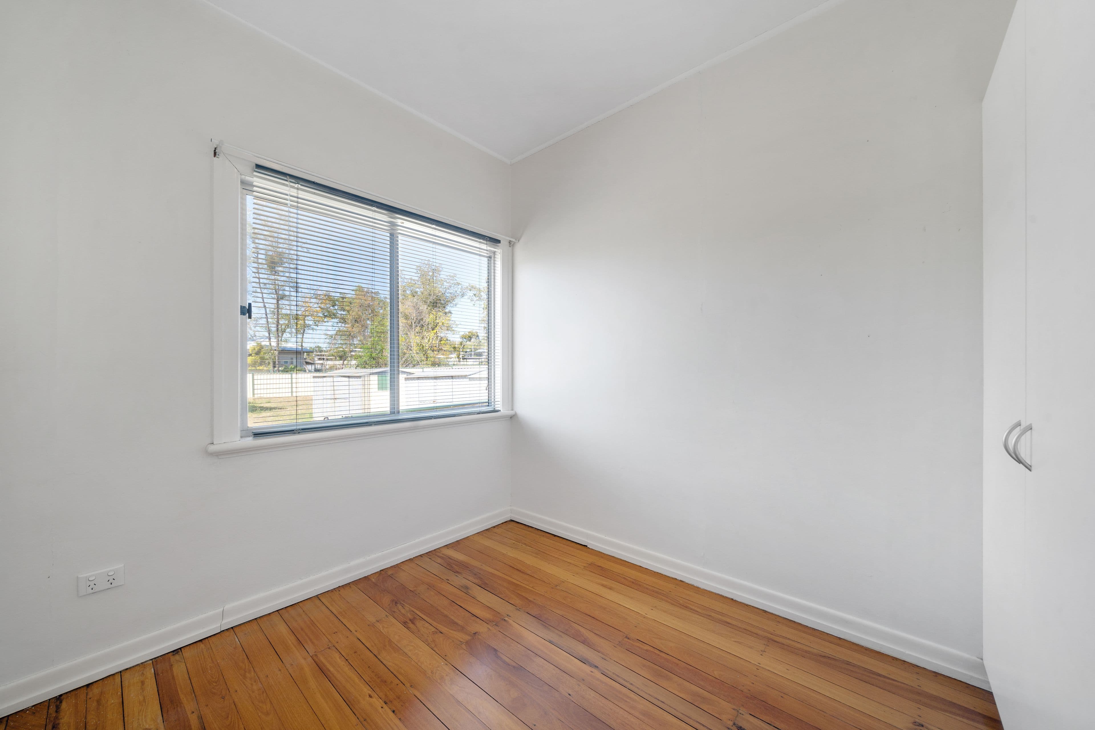 268 Ipswich Street, Esk QLD 4312, Esk - Thumbnail 8